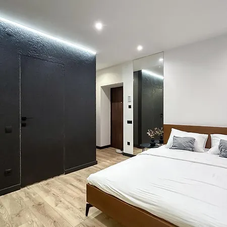 Miamo вулиця левицького 3 Διαμέρισμα Λβιβ