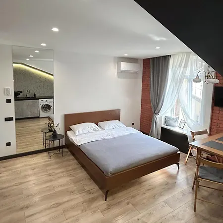 Miamo вулиця левицького 3 *