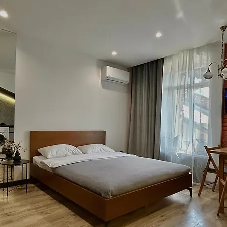 Miamo вулиця левицького 3 アパート *