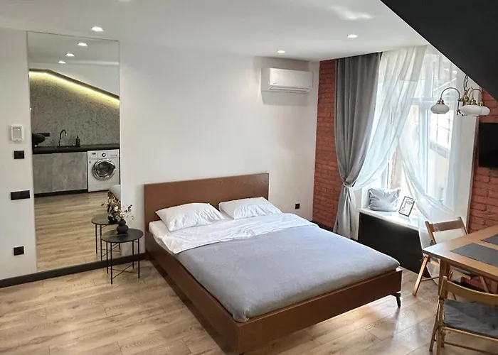 Miamo вулиця левицького 3 *